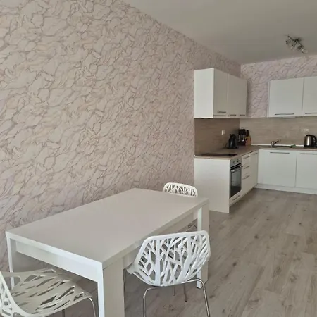 In South Bay With Parking Apartment Varna
